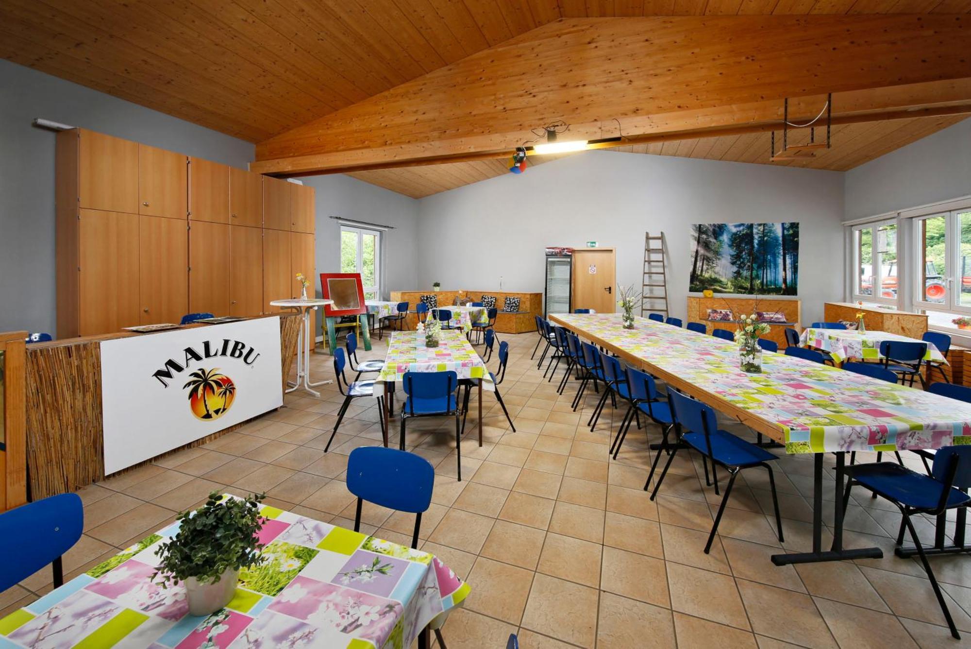 משדה Knaus Campingpark Hennesee מראה חיצוני תמונה